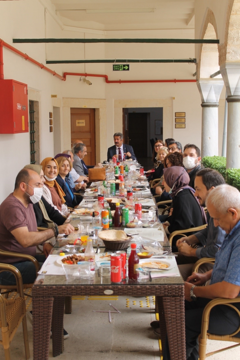 https://gse.fsm.edu.tr/resimler/upload/p0052021-06-16-12-24-24am.jpg